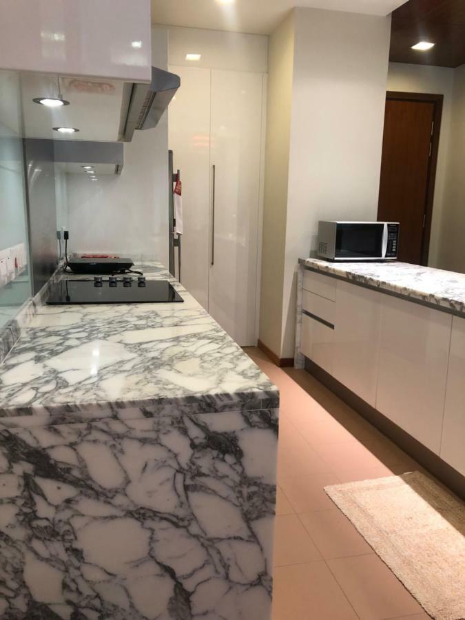 The Suites At Waterside Straits Quay By Plush Bagan Jermal Room photo